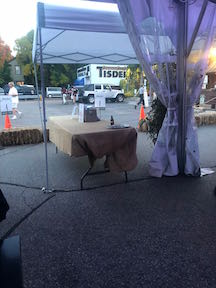 Greeting Table